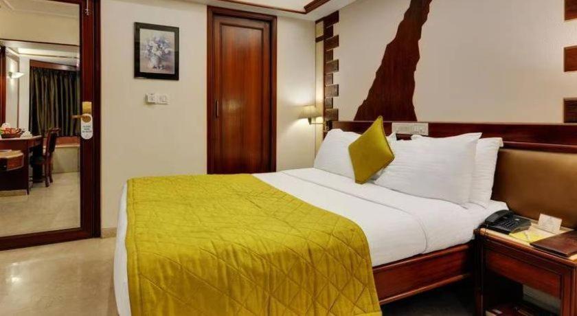 Hotel The Infinity Near Delhi Airport ニューデリー エクステリア 写真